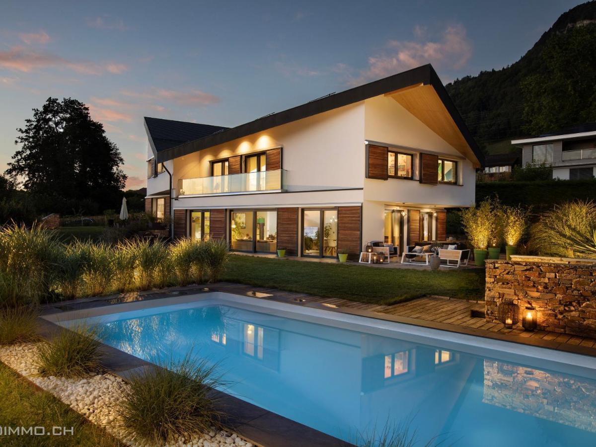 Montreux Holiday Home Exterior photo