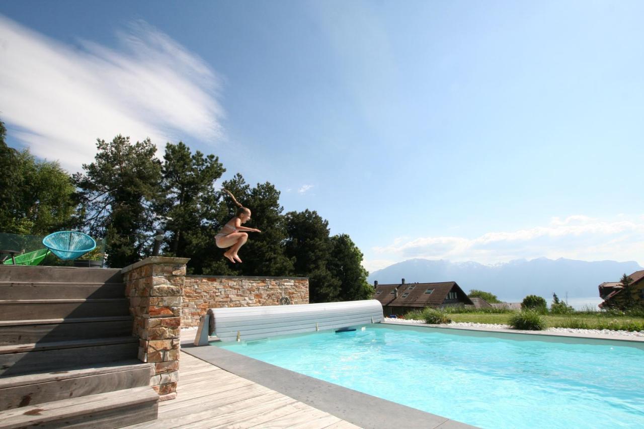 Montreux Holiday Home Exterior photo