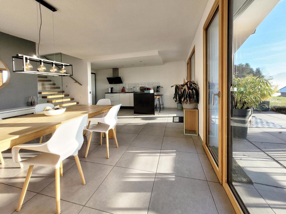 Montreux Holiday Home Exterior photo