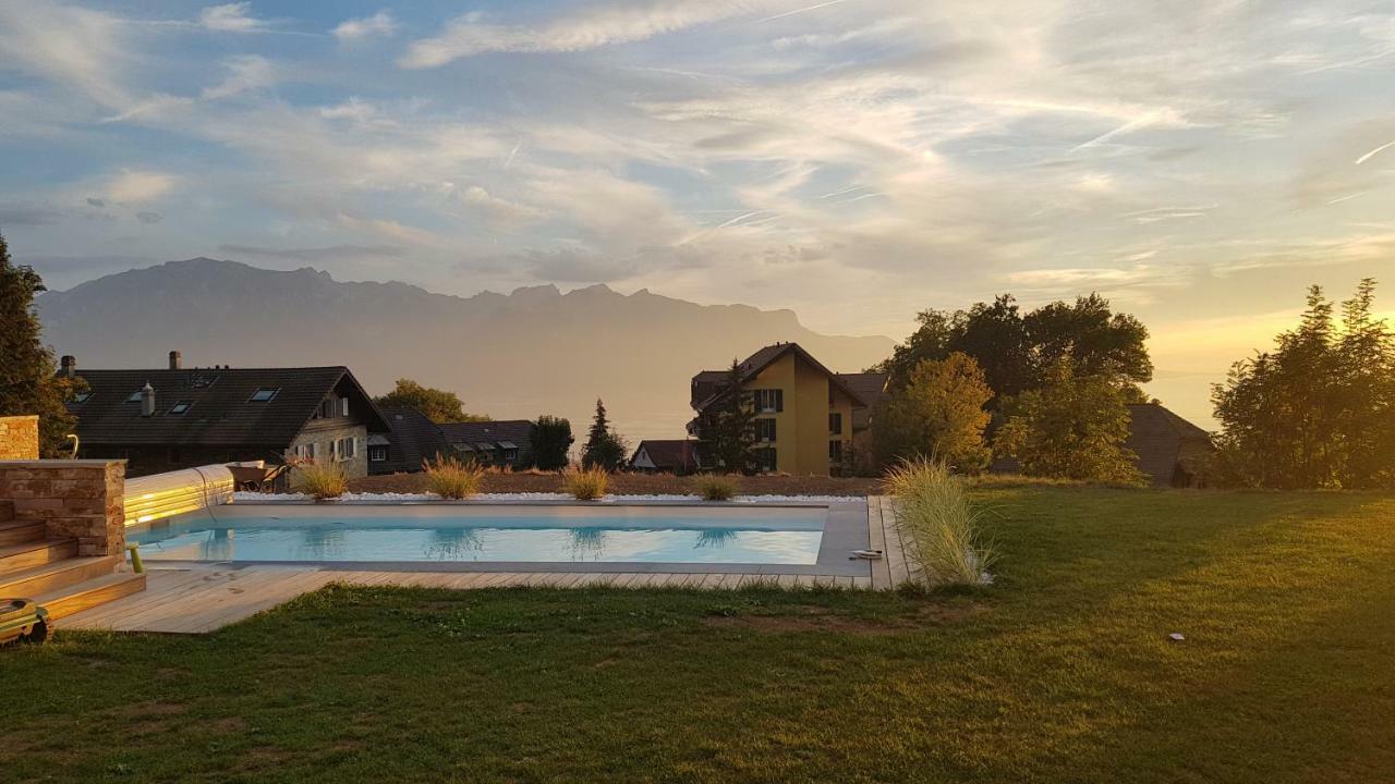 Montreux Holiday Home Exterior photo